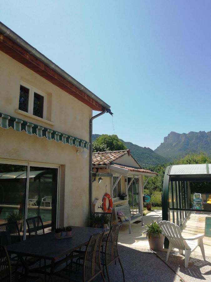Chambre Familiale "Le Pecher" Saillans  ภายนอก รูปภาพ