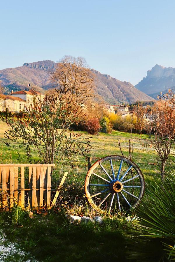 Chambre Familiale "Le Pecher" Saillans  ภายนอก รูปภาพ